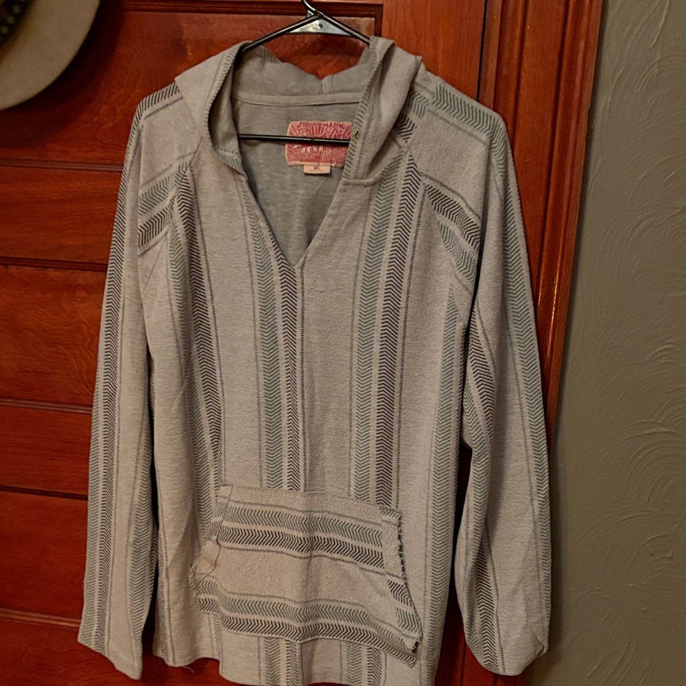 Brooklyn Cloth Gray and Black Men's Sweater